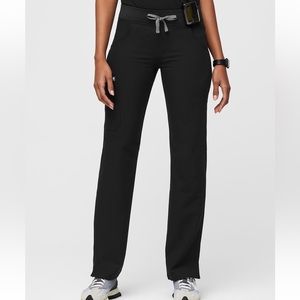 FIGS - Kade Cargo Scrub Pants